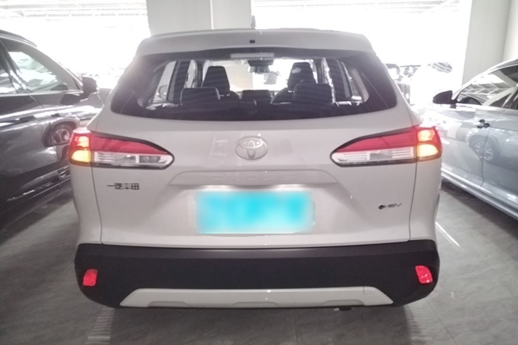 Toyota Corolla Cross 2026 car image #6