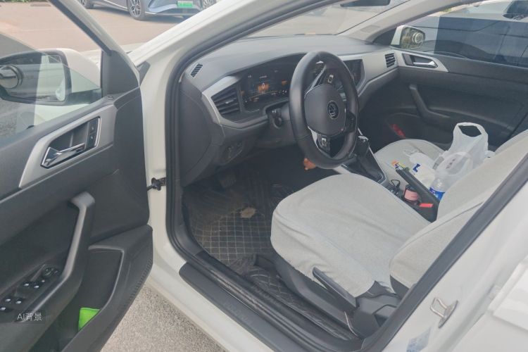 Volkswagen Polo 2023 car image #18