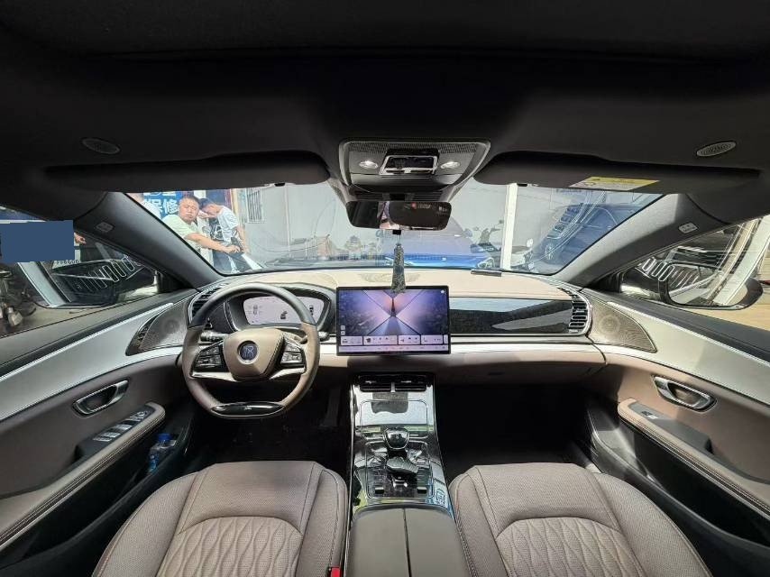 BYD Han 2024 car image #5