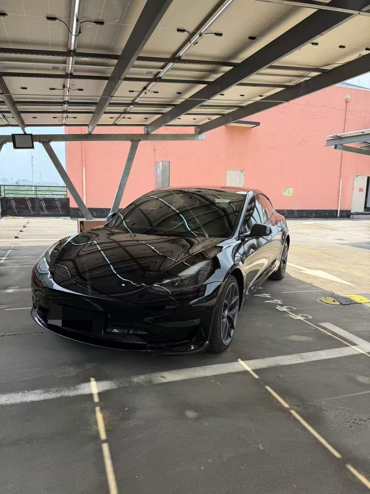 Tesla Model 3 2021 car image 