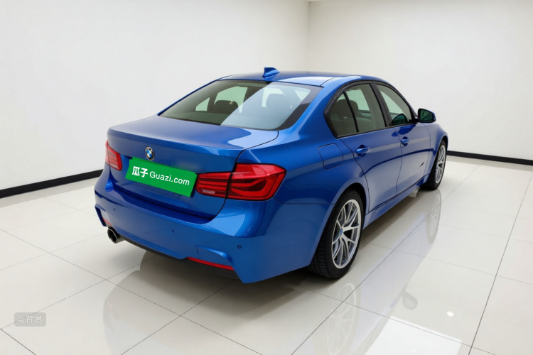 BMW 3 Series 2018 immagine di auto #7