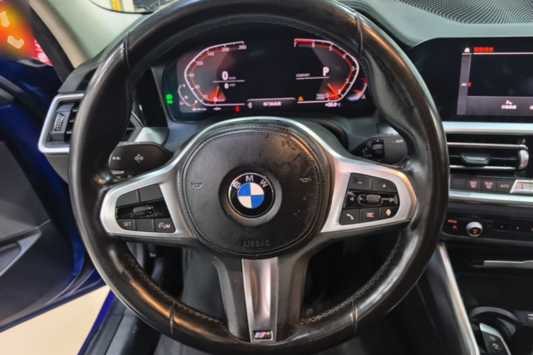BMW 3 Series 2020 car image #11