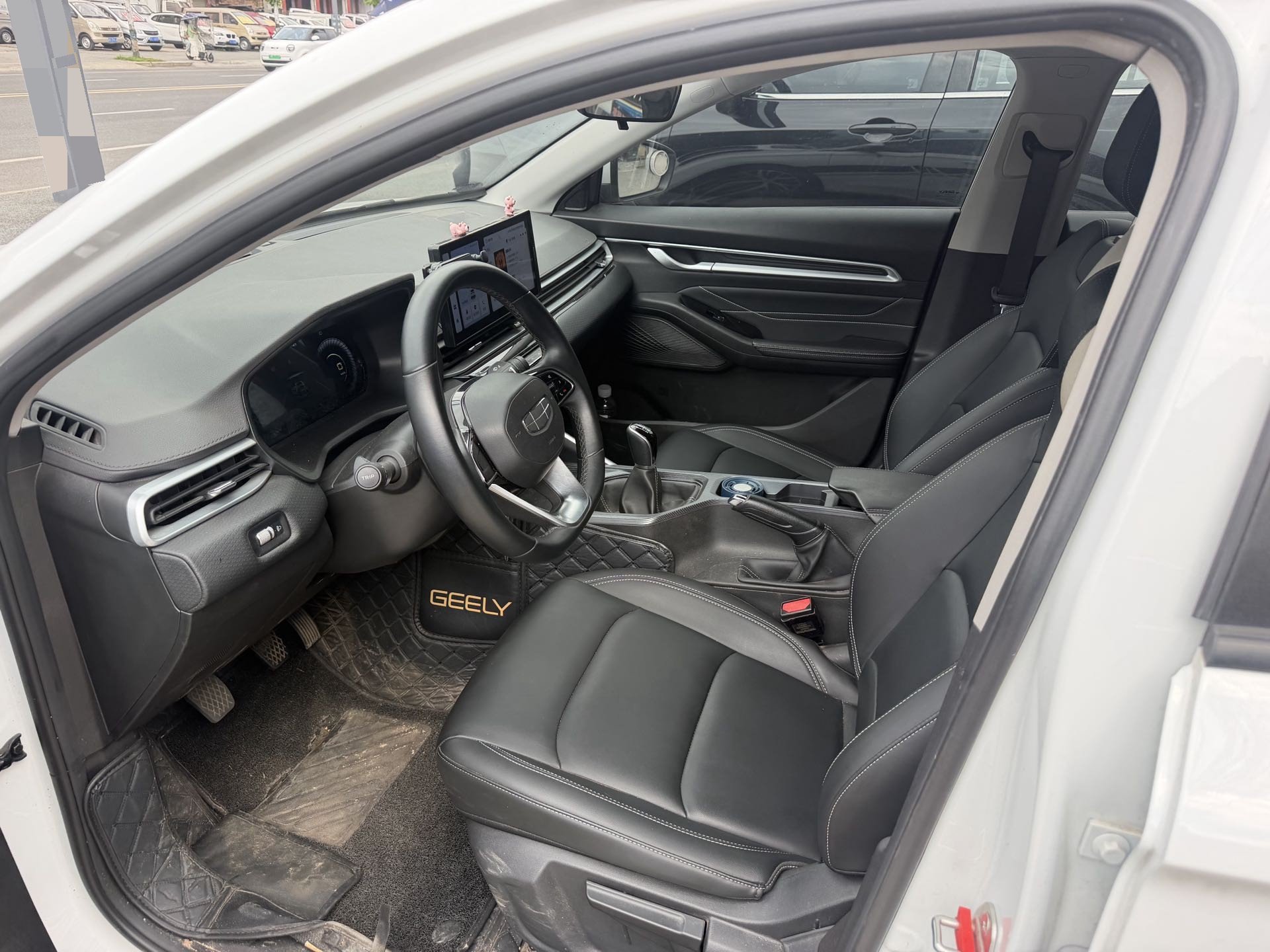 GEELY Emgrand 2024 car image #6