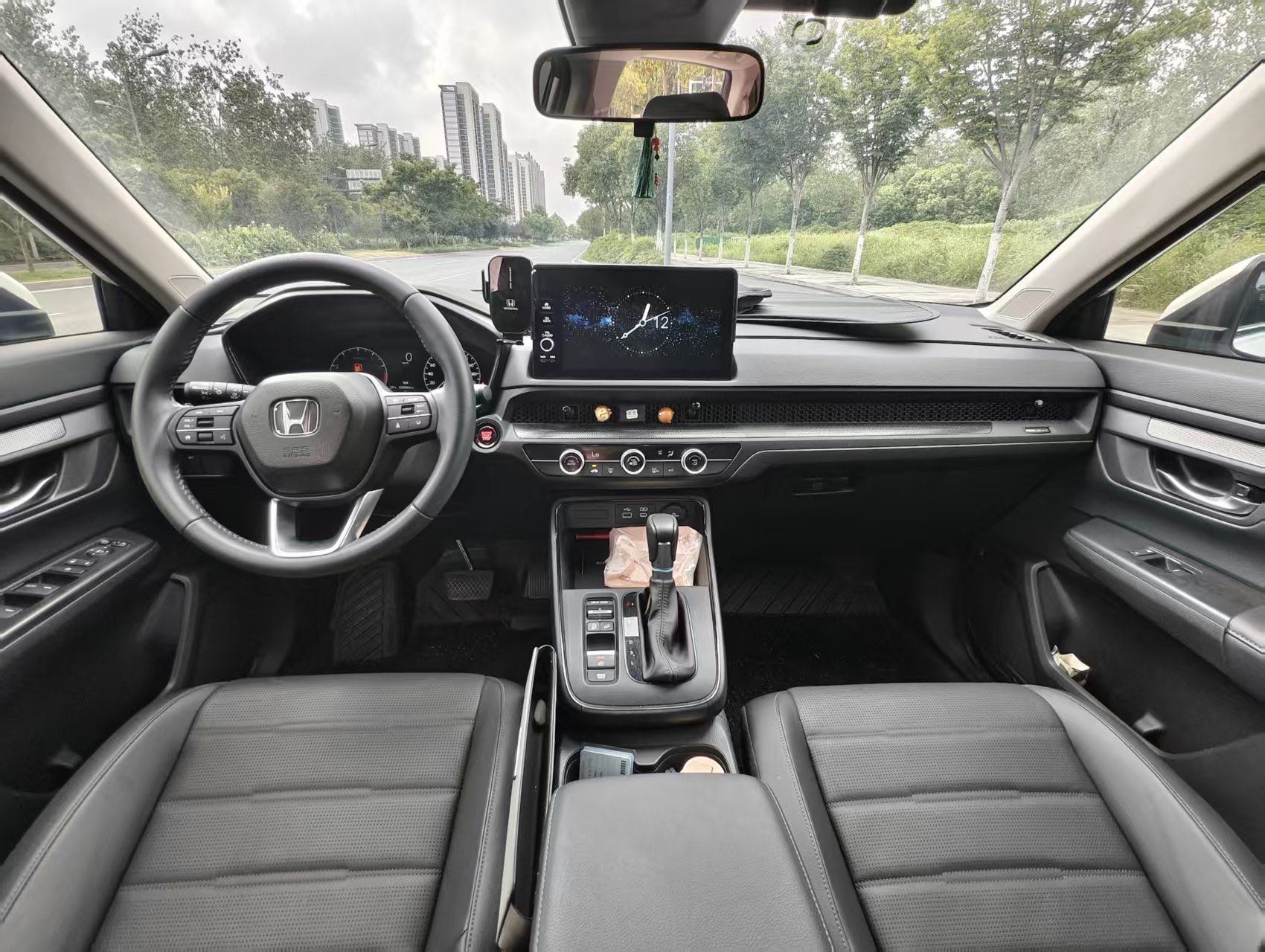 Honda CR-V 2024 car image #3