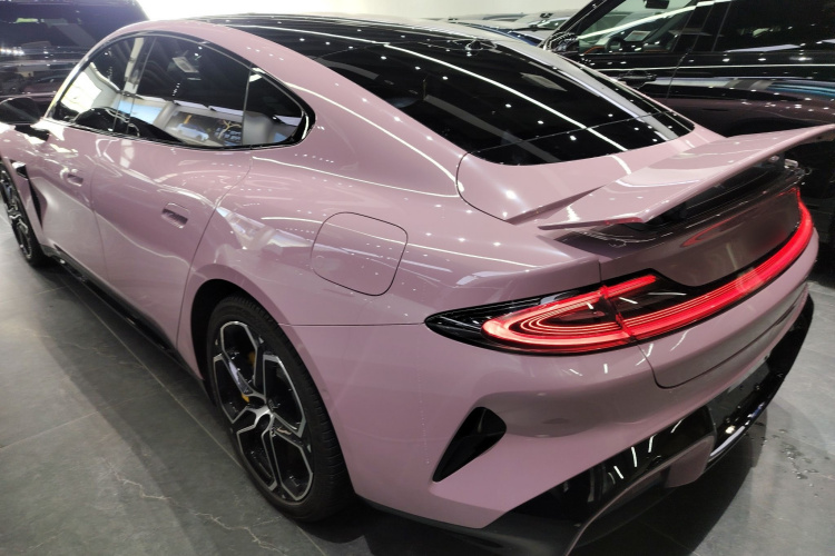 MI SU7 2024 image de voiture #5