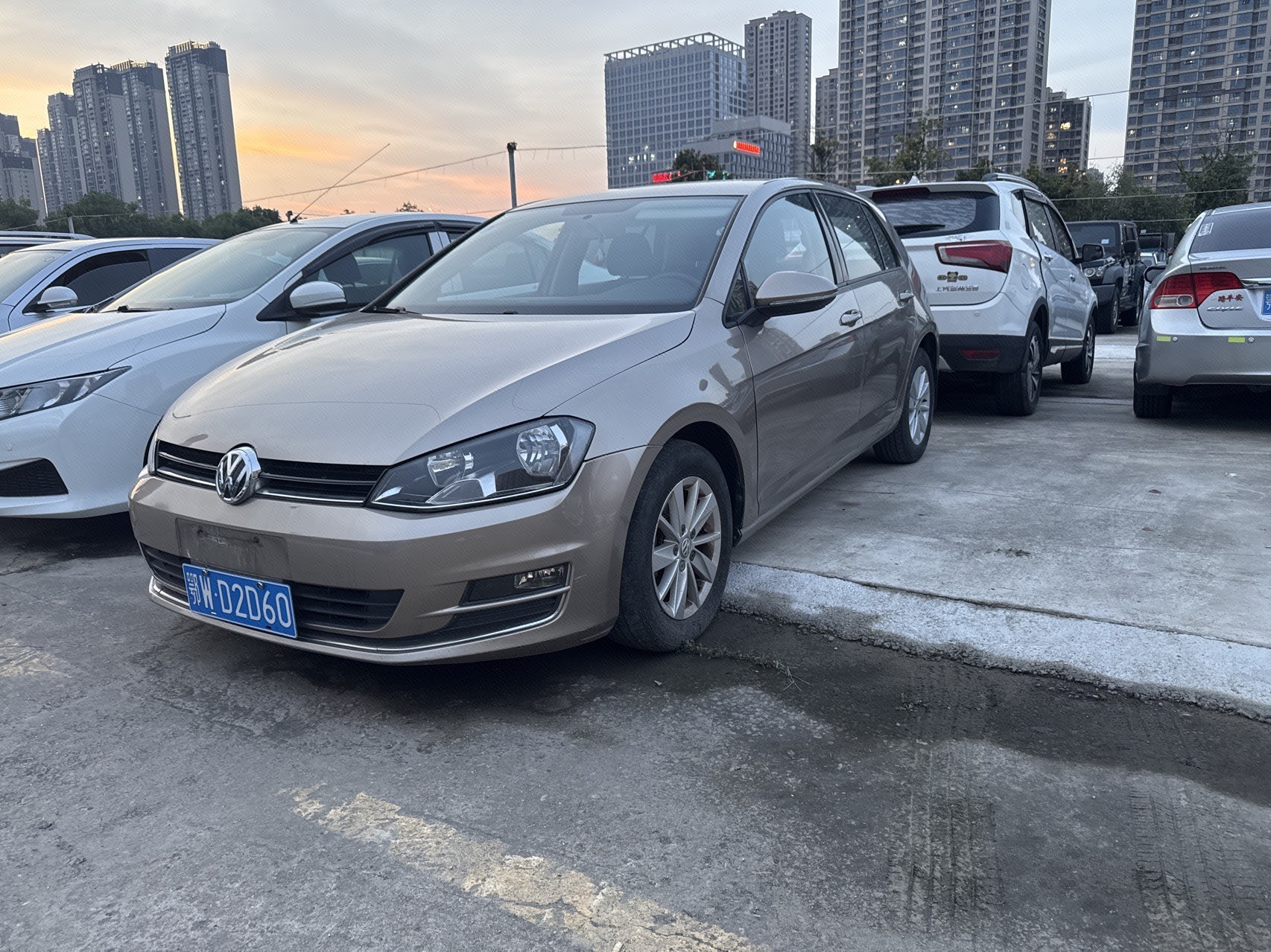 Volkswagen Golf 2016 Volkswagen Golf 2016 car image