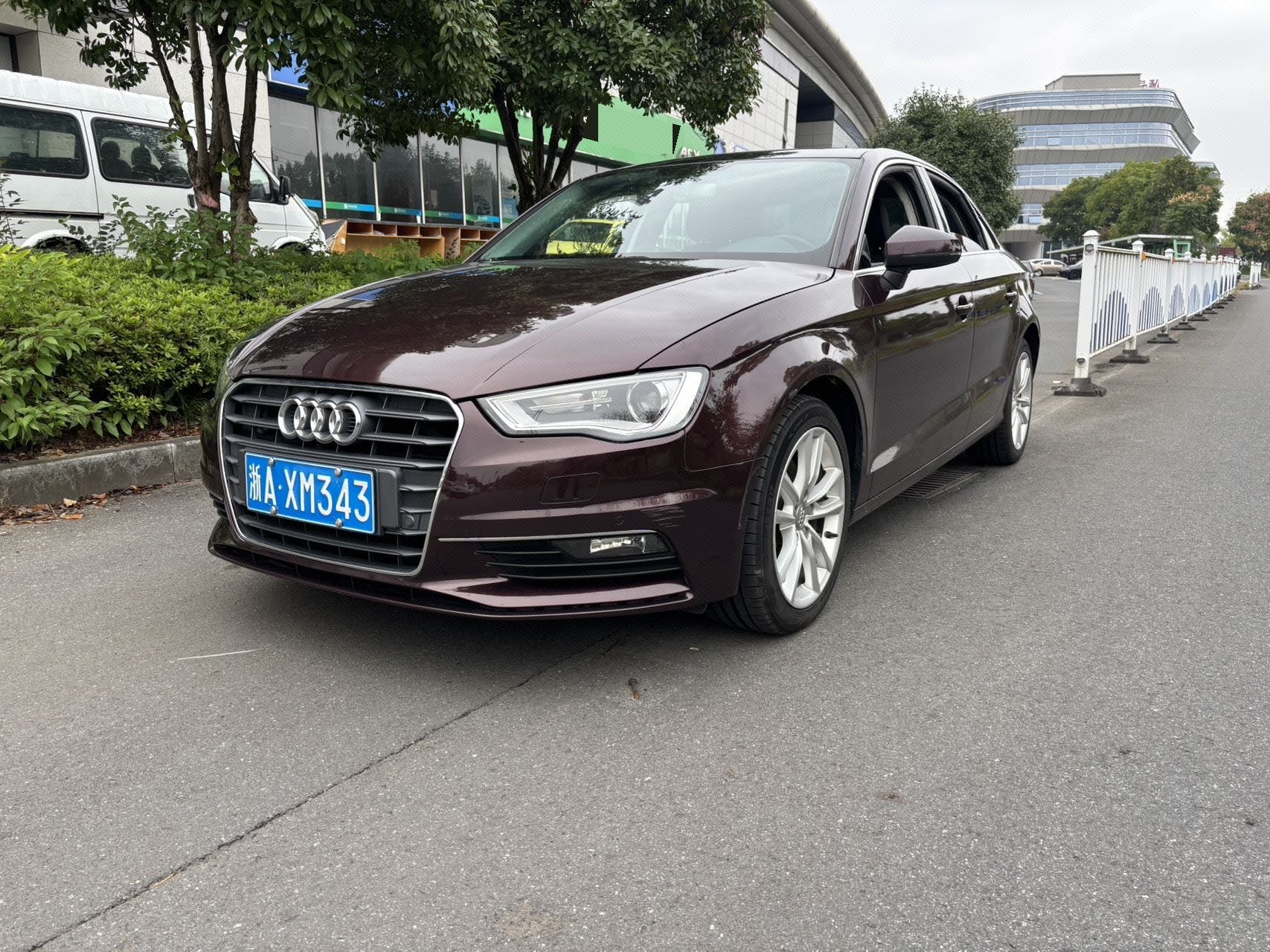 2017 2017 car image