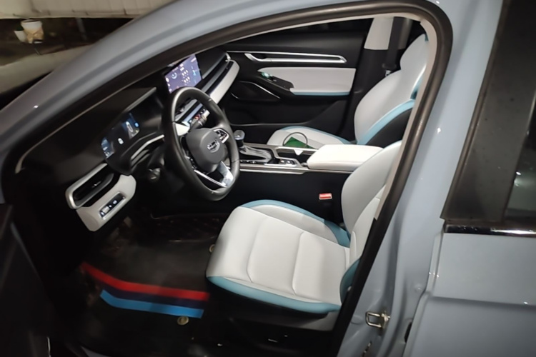 GEELY Emgrand 2023 #17 GEELY Emgrand 2023 car image #17