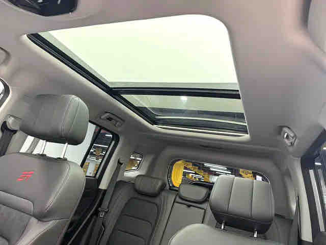Jetour Traveller 2024 car image #5