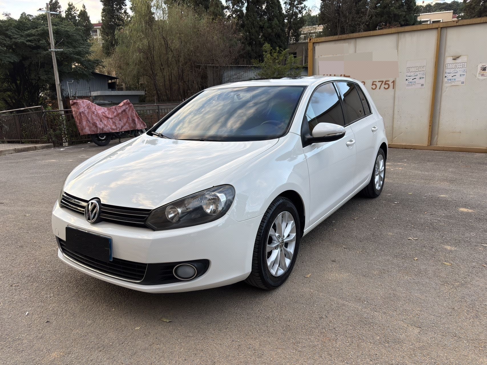 Volkswagen Golf 2014 Volkswagen Golf 2014 car image