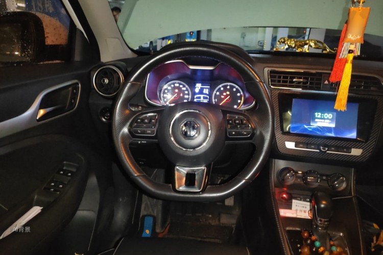 MG ZS 2017 #12 MG ZS 2017 car image #12