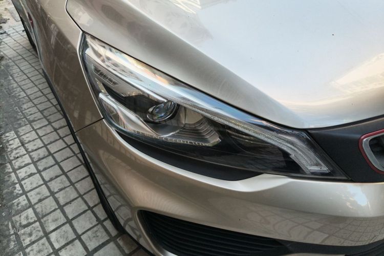 GEELY Emgrand GS 2018 #8 GEELY Emgrand GS 2018 صورة سيارة #8