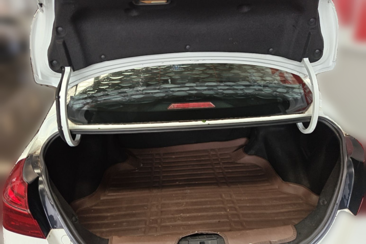 GEELY Emgrand 2018 car image #21