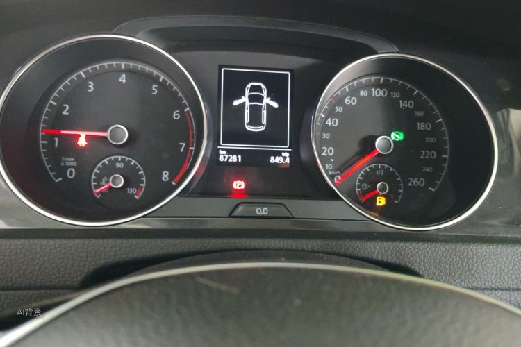 Volkswagen Golf 2020 car image #13
