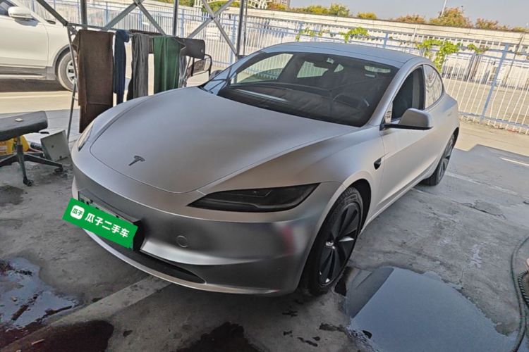 Tesla Model 3 2025 #2 Tesla Model 3 2025 car image #2