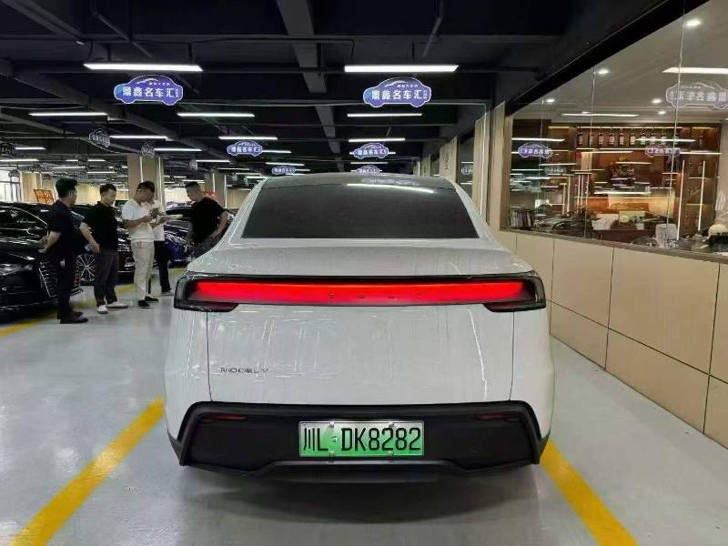 Tesla Model Y 2025 car image #6