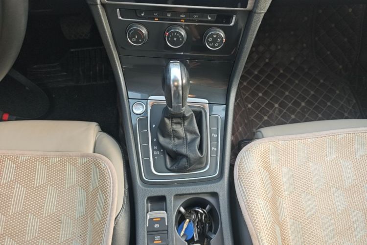 Volkswagen Golf 2017 #14 Volkswagen Golf 2017 car image #14