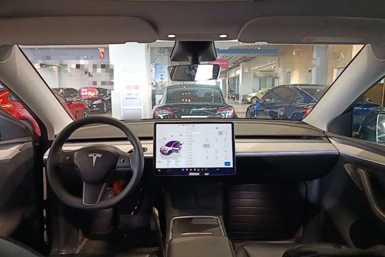 Tesla Model Y 2023 #10 Tesla Model Y 2023 immagine di auto #10