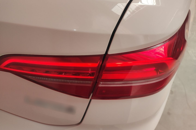 Volkswagen Lavida 2018 car image #8