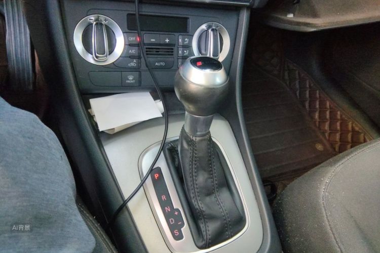 Audi Q3 2015 #17 Audi Q3 2015 car image #17