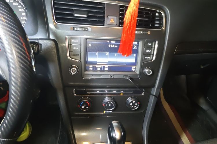 Volkswagen Golf 2017 #13 Volkswagen Golf 2017 car image #13