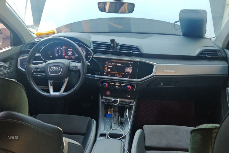 Audi Q3 2020 #12 Audi Q3 2020 car image #12