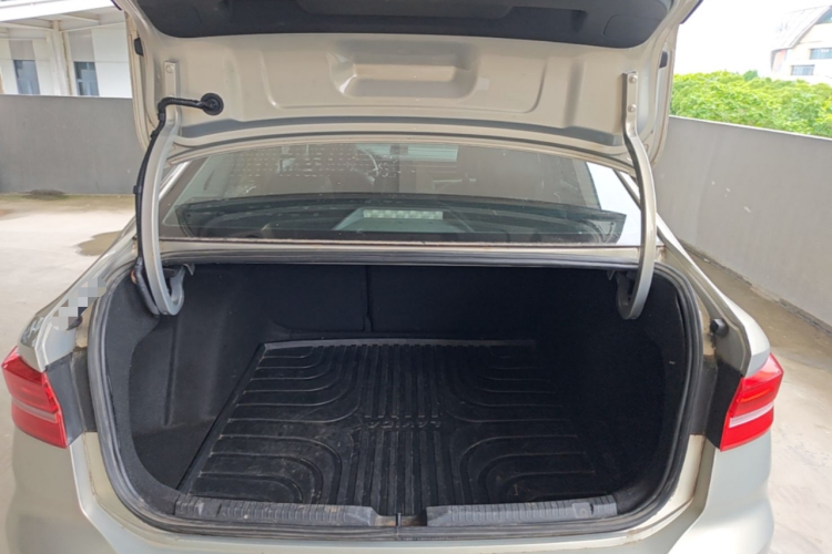 Volkswagen Lavida 2019 car image #21