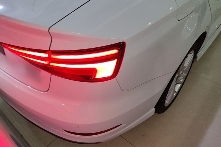 Audi A3 2019 #8 Audi A3 2019 car image #8