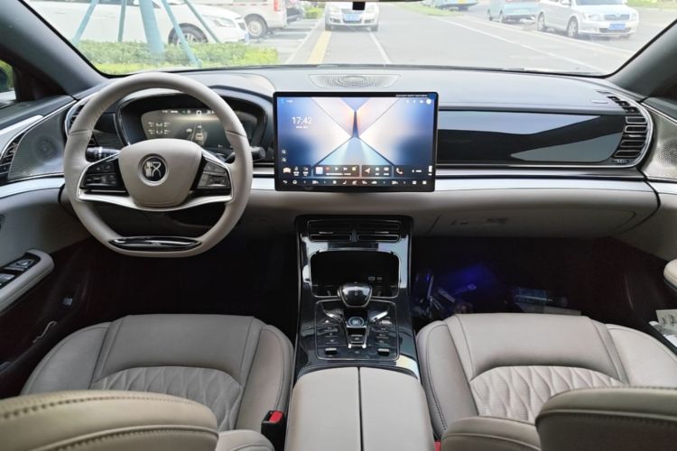 BYD Han 2024 car image #10