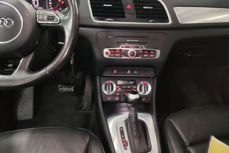 Audi Q3 2015 #14 Audi Q3 2015 car image #14