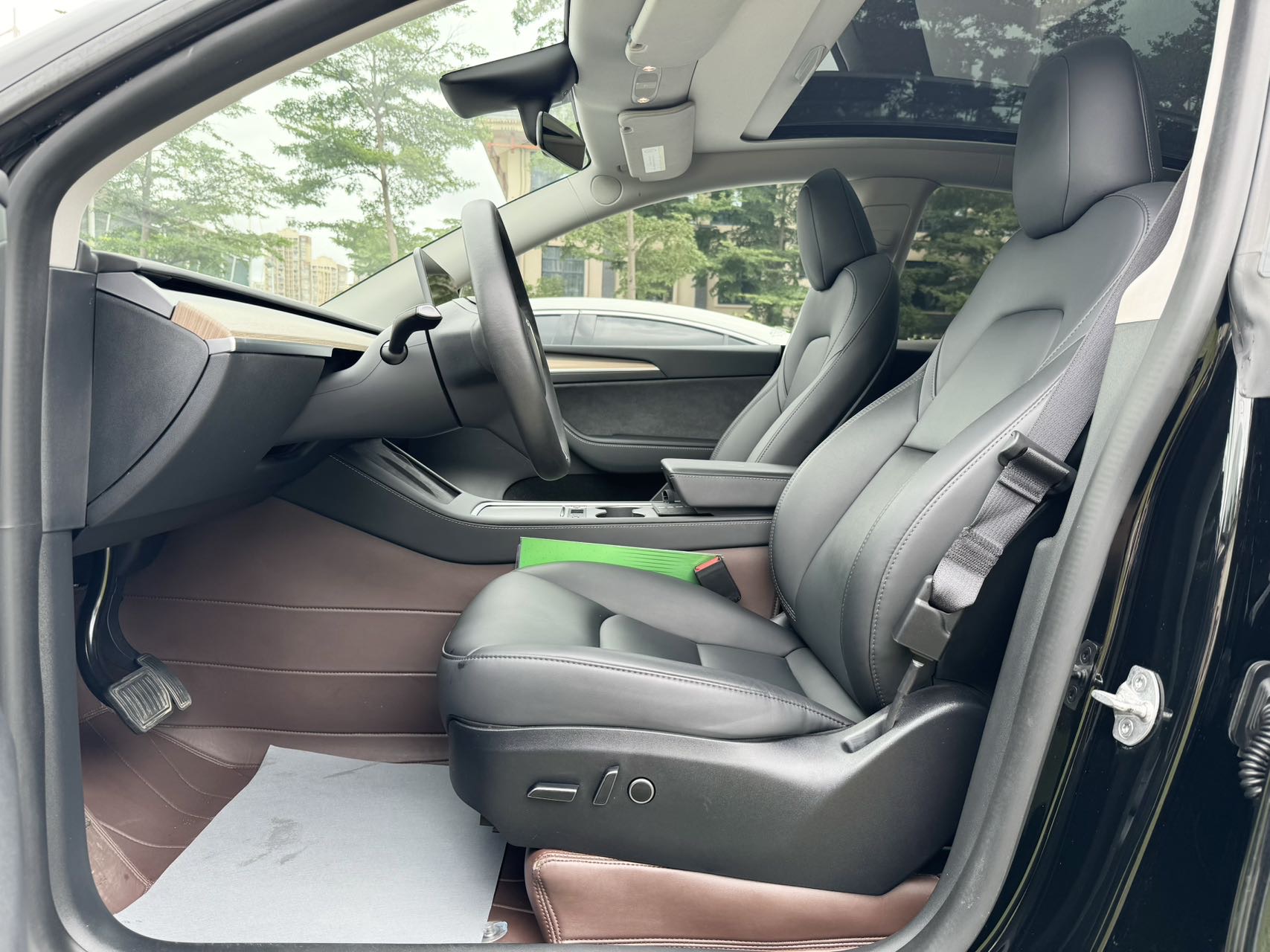 Tesla Model Y 2023 #6 Tesla Model Y 2023 immagine di auto #6