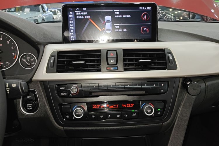 BMW 3 Series 2015 #13 BMW 3 Series 2015 car image #13
