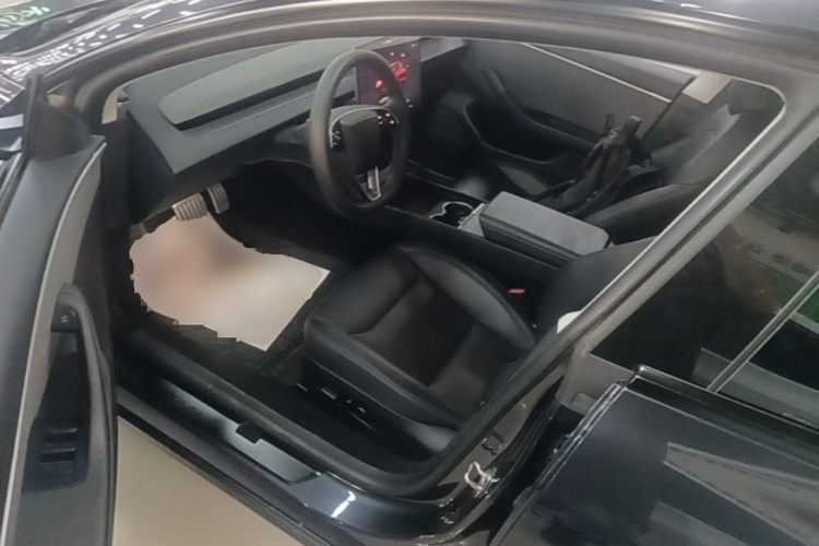 Tesla Model 3 2024 #16 Tesla Model 3 2024 car image #16