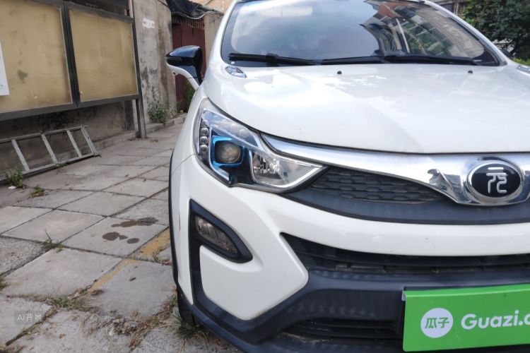 BYD Yuan 2016 #8 BYD Yuan 2016 car image #8