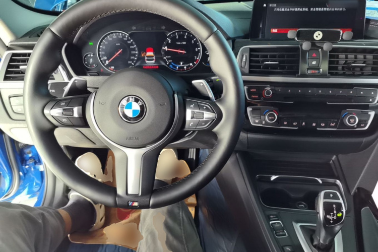 BMW 3 Series 2018 #10 BMW 3 Series 2018 car image #10