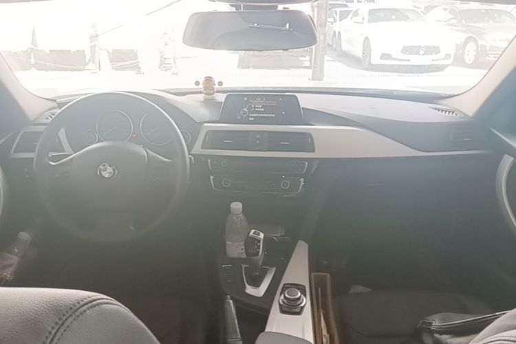 BMW 3 Series 2016 #10 BMW 3 Series 2016 car image #10