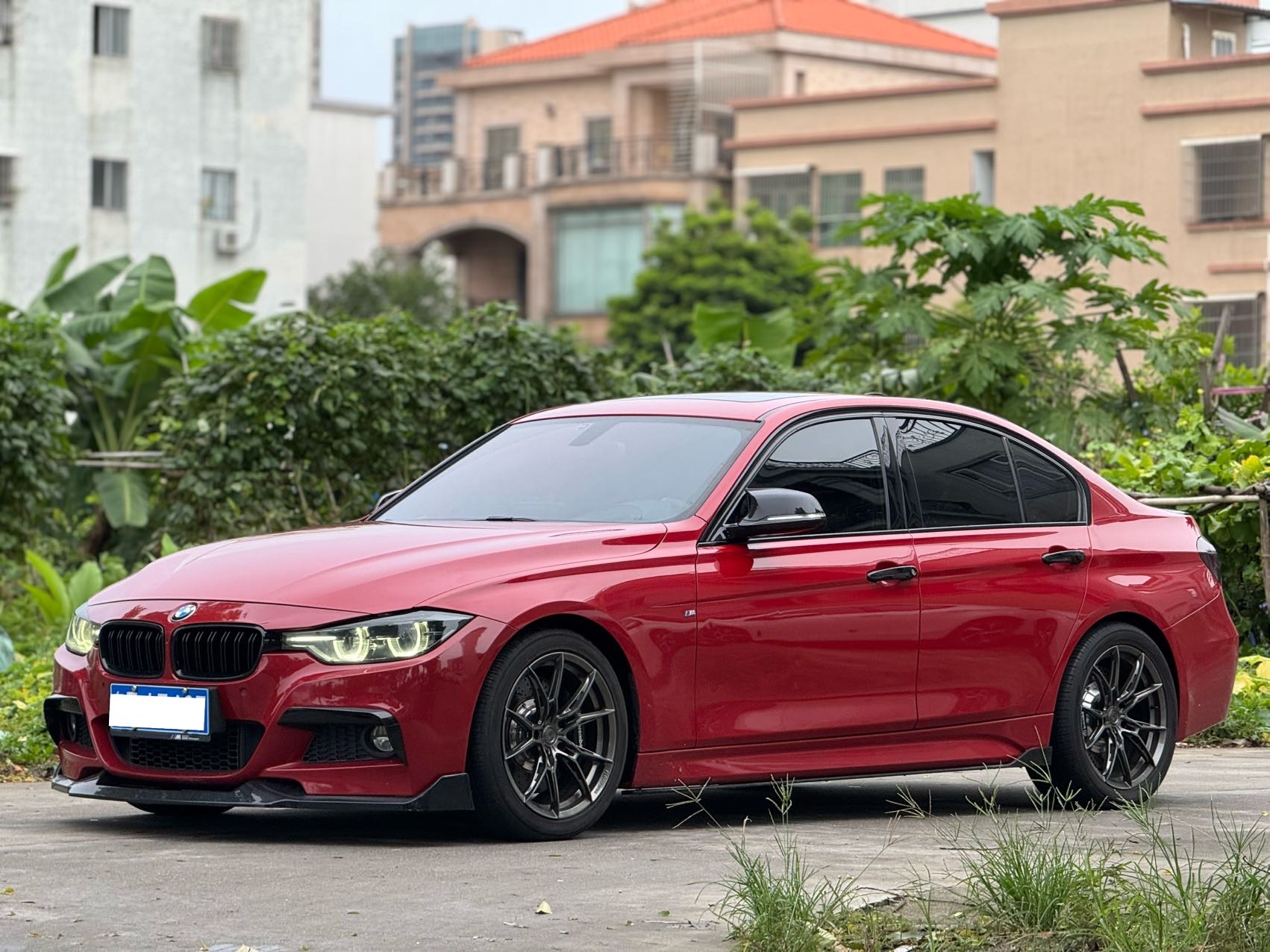 BMW 3 Series 2018 car image 