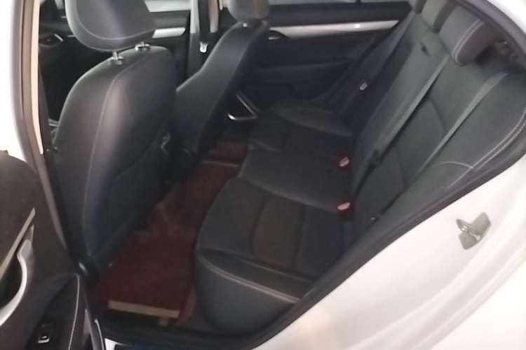 GEELY Emgrand 2020 #17 GEELY Emgrand 2020 car image #17