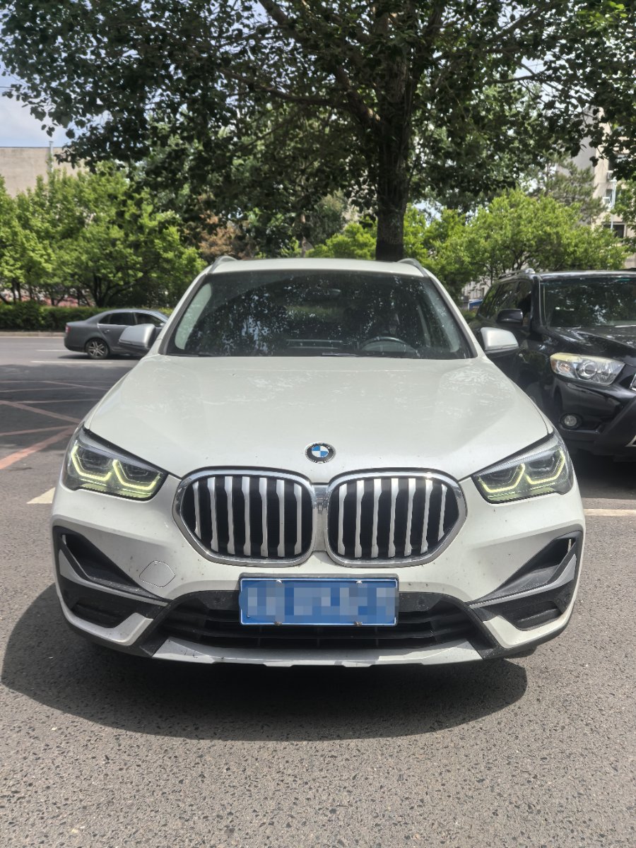 BMW X1 2023 car image #2
