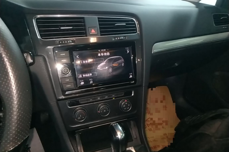 Volkswagen Golf 2019 immagine di auto #13