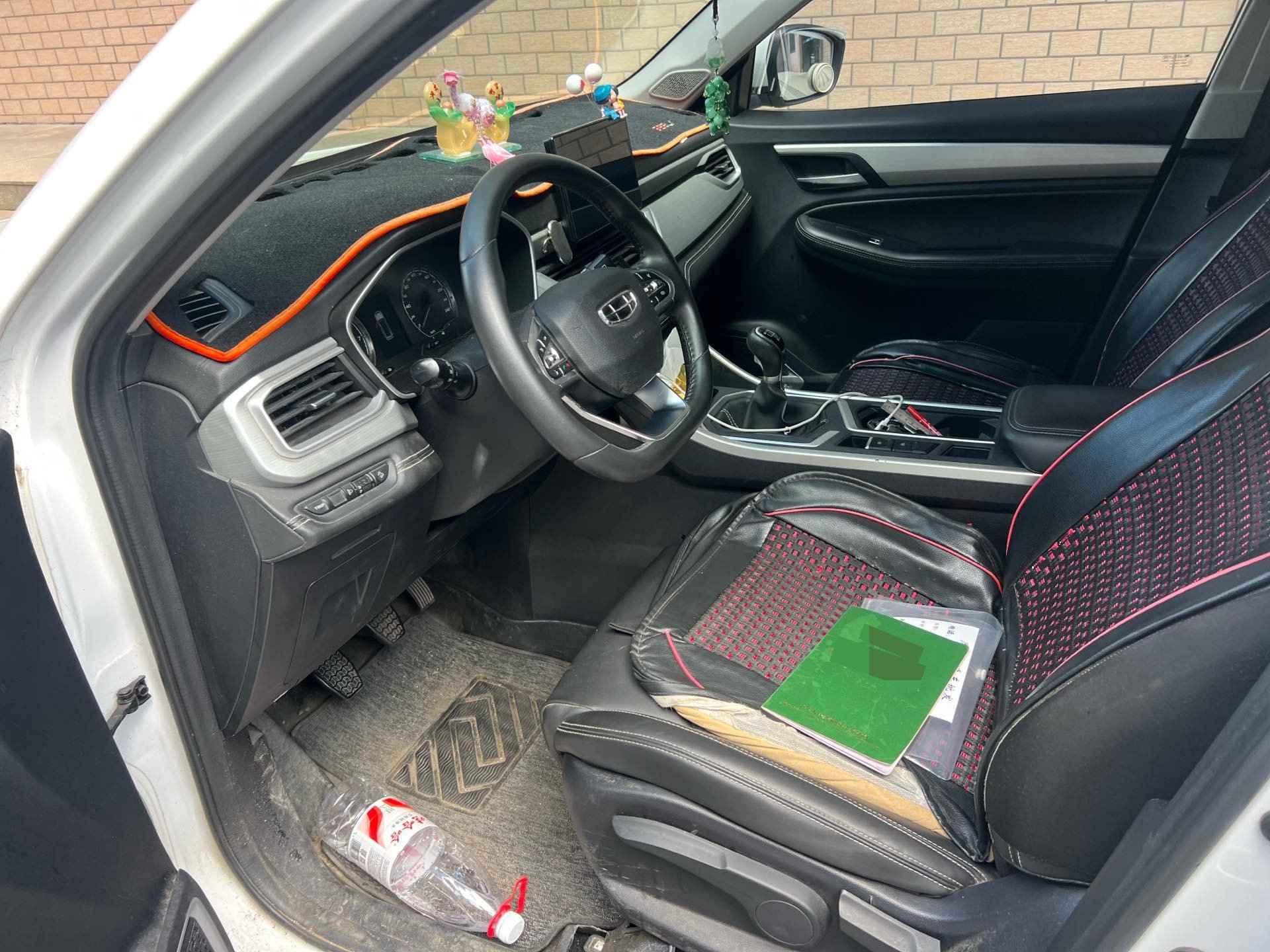 GEELY Vision X6 2020 car image #2