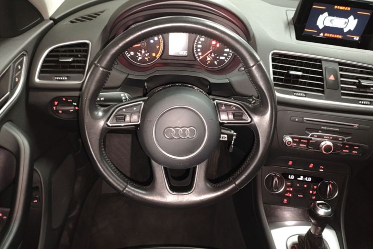 Audi Q3 2017 #11 Audi Q3 2017 car image #11