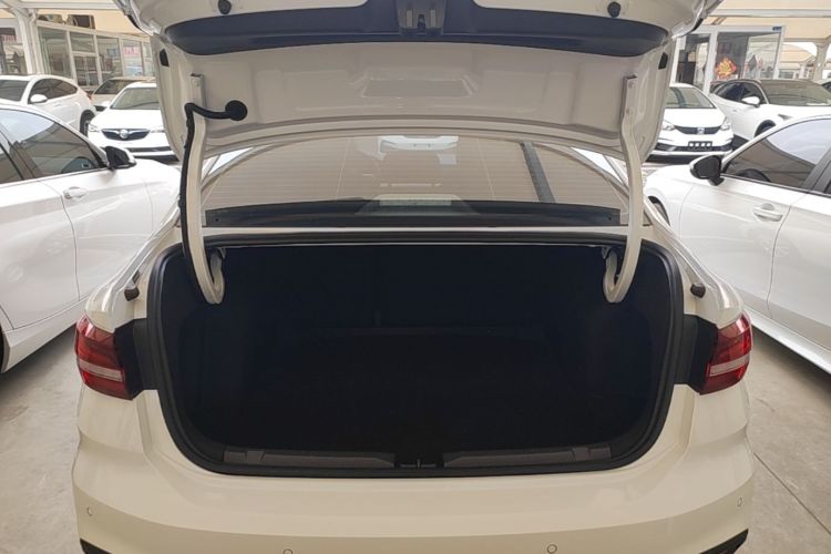 Volkswagen Lavida 2023 #19 Volkswagen Lavida 2023 صورة سيارة #19