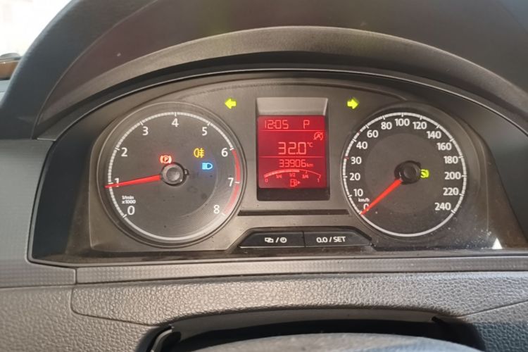 Volkswagen Santana 2020 car image #16