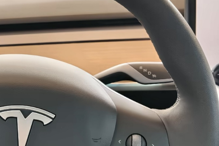 Tesla Model 3 2023 #16 Tesla Model 3 2023 car image #16