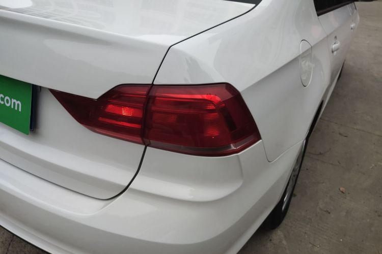 Volkswagen Santana 2018 car image #8