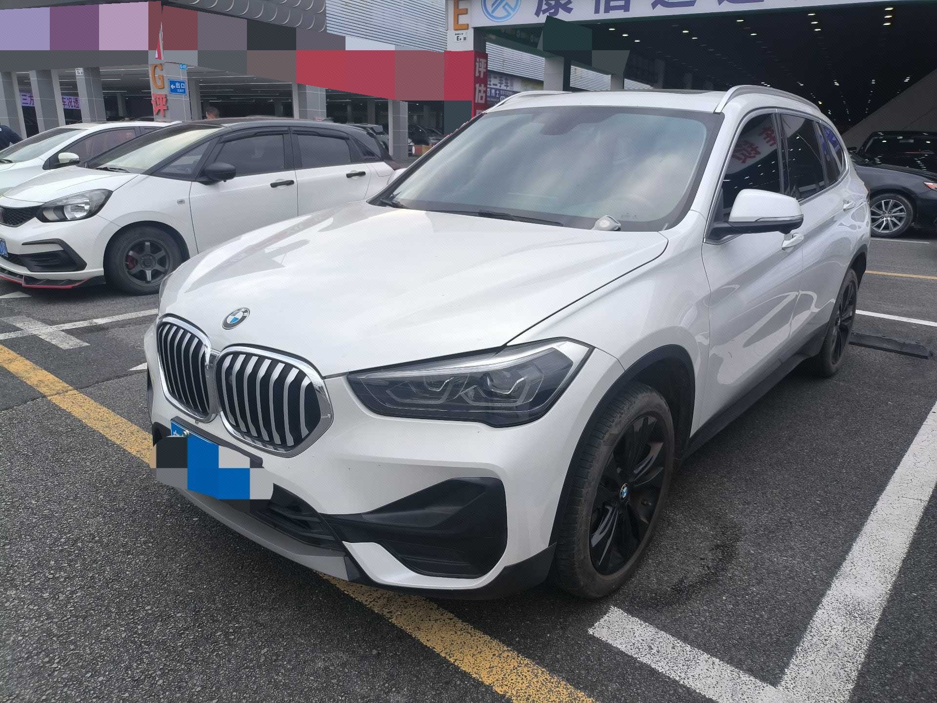 BMW X1 2021 BMW X1 2021 car image