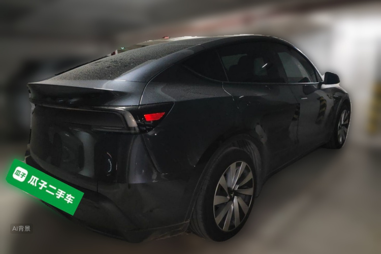 Tesla Model Y 2025 #7 Tesla Model Y 2025 car image #7