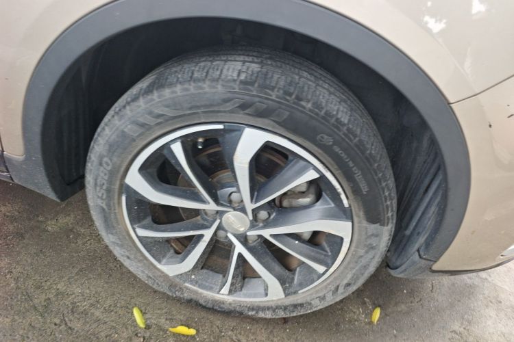 GEELY Emgrand GS 2020 car image #9