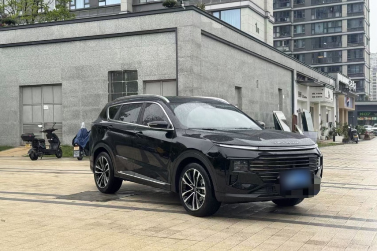 Jetour X70 PLUS 2024 car image #4